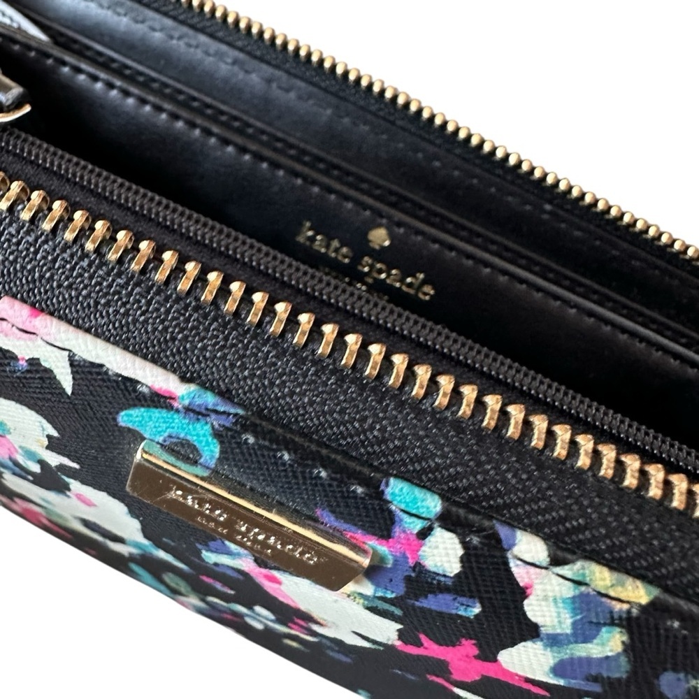 Kate Spade Black Floral Women's Wallet - Picture 6 of 7